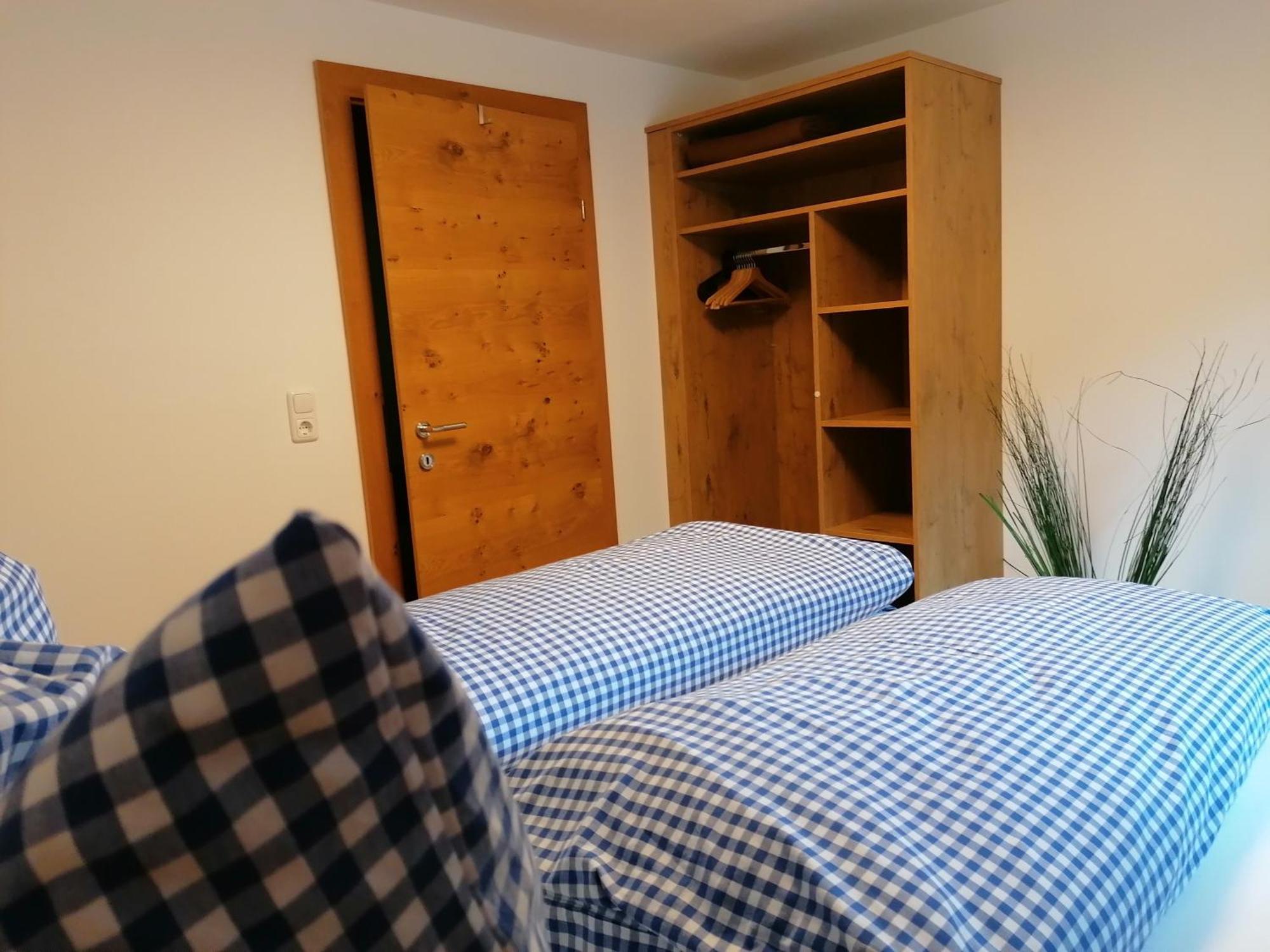 Ferienwohnungen Momo Elbigenalp Esterno foto